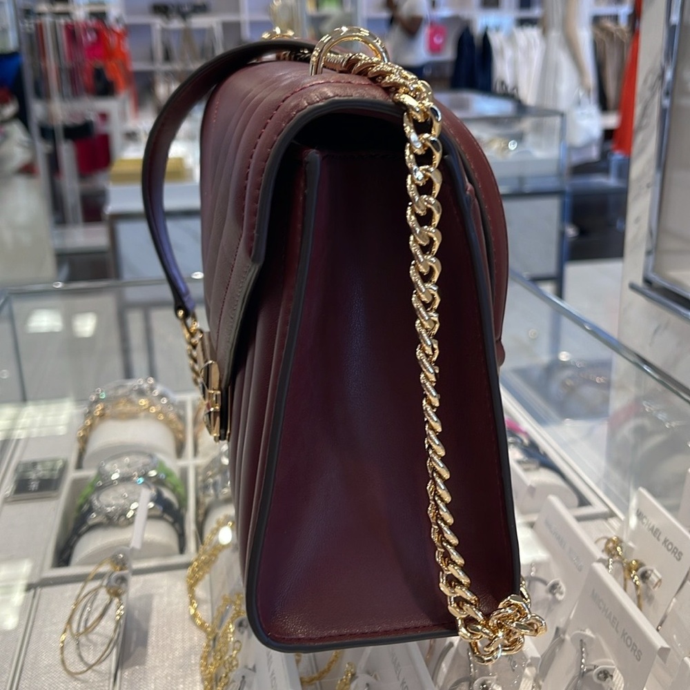 Michael Kors Whitney Medium Quilted Shoulder Crossbody Bag
Oxblood 
NWT - Picture 14 of 16